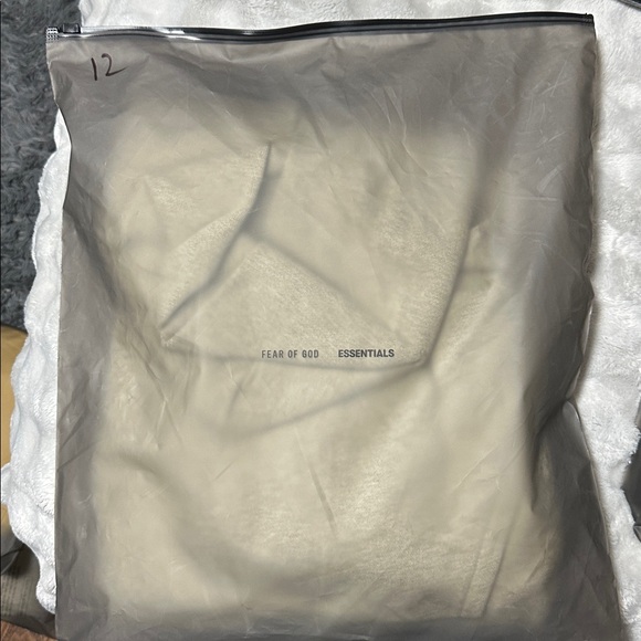 Fear of God ESSENTIALS Heather Stone Hoodie FW25 S NWT - Picture 8 of 10